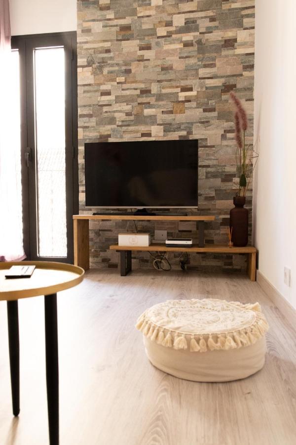 Spiral Stairs Duplex Apartment Figueres  Ngoại thất bức ảnh